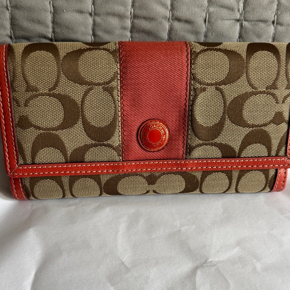 Coach Trifold Canvas & Leather Trim Signature Wallet w Snap Clousure & Checkbook - Picture 2 of 16